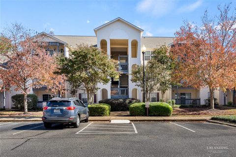111 Wexford Drive 303