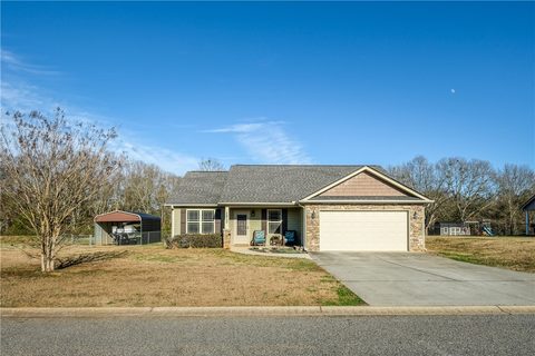Homes in Wakefield, Anderson