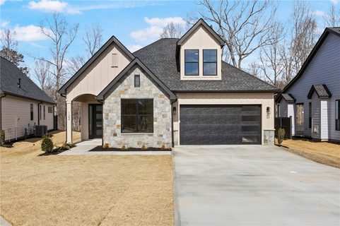 122 Rolling Wood Drive sold home in Kingswood Cottages, Clemson, SC