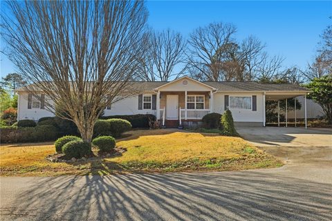 Homes in Long Meadow, Anderson
