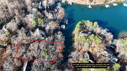 527 N Flagship Drive active lot in Keowee Key, Salem, SC