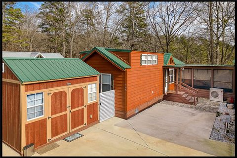 665 N Fleetwood Lane active modular home in Lakeshore Village, Fair Play, SC