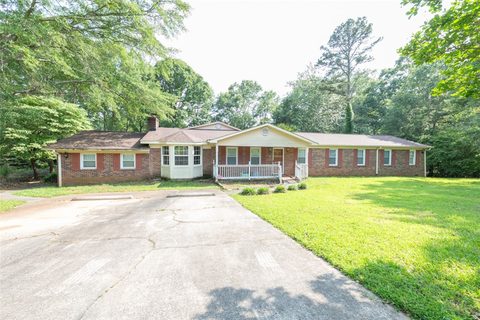 107 Meadow Drive