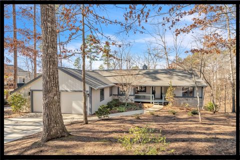 14 Bowsprit Lane active home in Keowee Key, Salem, SC