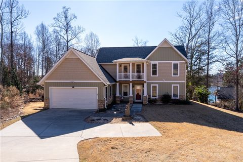 Homes in Beacon Shores, Seneca