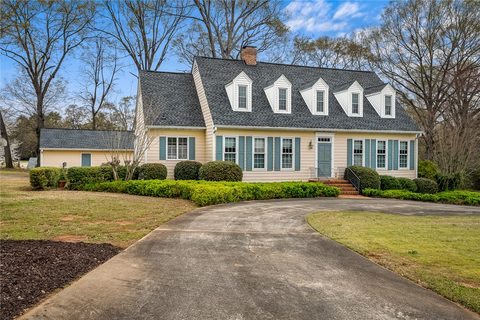 Homes in Berkshire Hills, Anderson