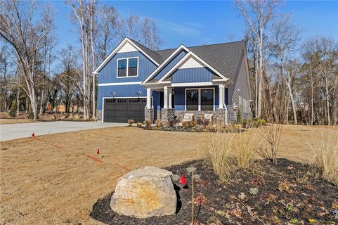 240 Holiday East Avenue sold home in Holiday Shores, Clemson, SC