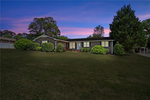 103 Pine Needle Trail sold home in Loblolly Pines, Anderson, SC