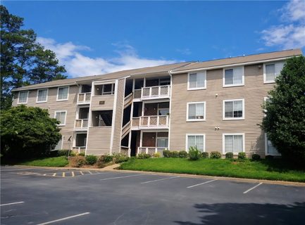 220 Elm Street 423
