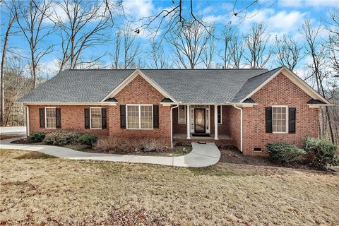 1432 Hunter'S Trail sold home in Hunters Trail, Anderson, SC