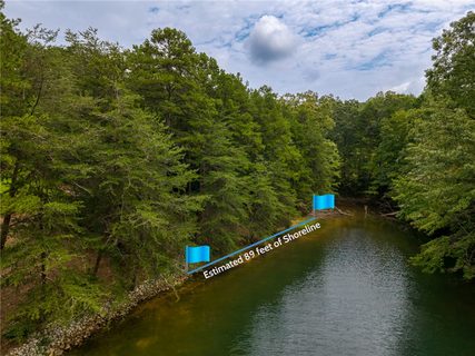00 Pinnacle Point Drive active lot in Pinnacle Pointe, Seneca, SC