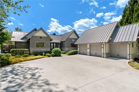 438 Winchester Lane active home in The Reserve At Lake Keowee, Sunset, SC