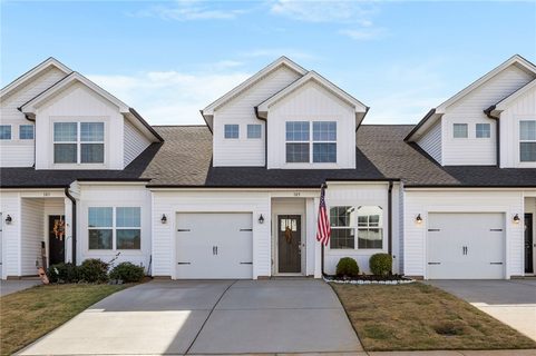 105 Aleppo Lane sold townhome in The Pines, Greer, SC