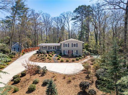 A home in Cold Springs, Clemson