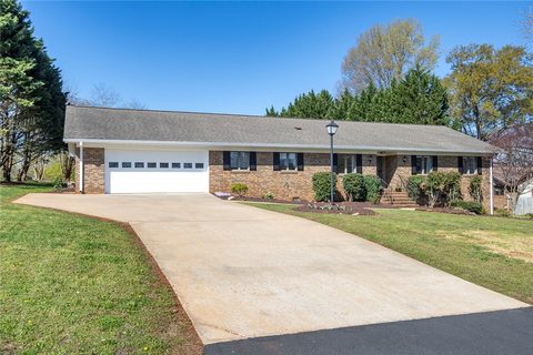 205 Frances Cannon Drive sold home in Green Hill Plnt, Anderson, SC