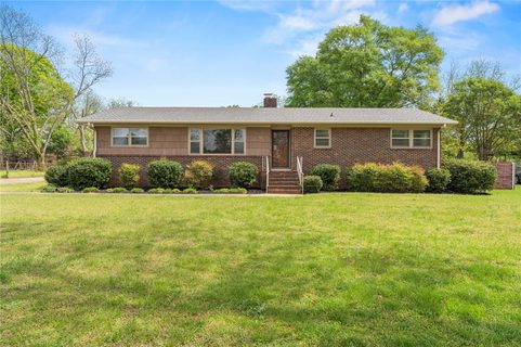 305 Nelson Drive sold home in Fairfield Acres, Anderson, SC