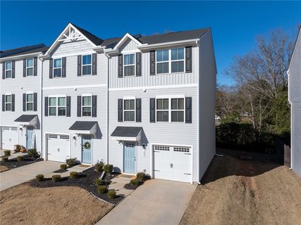 Homes in Edgewood Townes, Easley