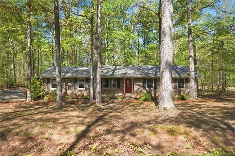 275 Mountain Springs Drive sold home in Beaver Lake, West Union, SC