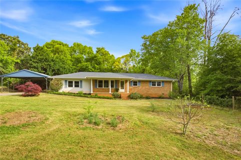 1614 Iroquois Drive sold home in Cherokee Garden, Seneca, SC