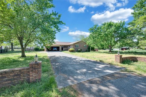 111 Rhodehaven Drive sold home in Gilmer Estates, Anderson, SC