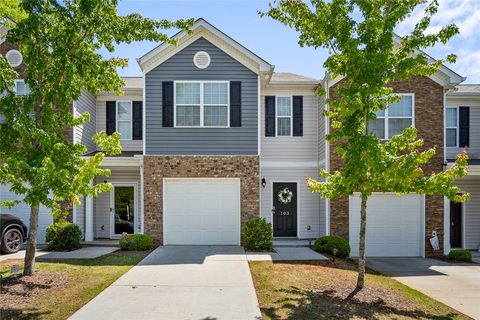 103 Northridge Court active home in Townes At Parkridge, Easley, SC