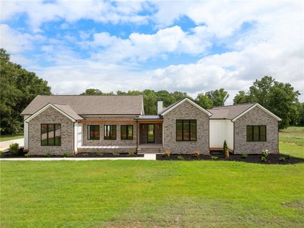 Homes in Coker Creek, Pelzer