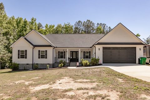 A home in Horse Shoe Bay