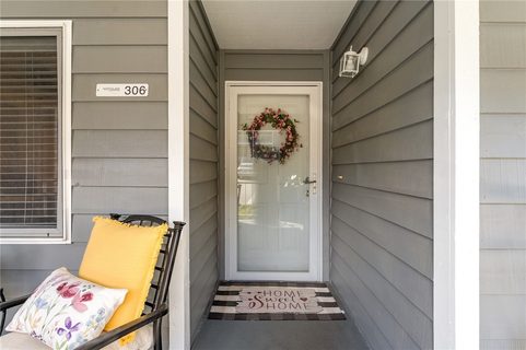 Northlake Condo, Anderson