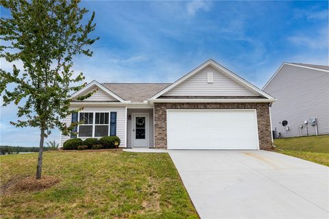 27 Karkinnen Court pending home in The Preserve At Pendleton, Pendleton, SC