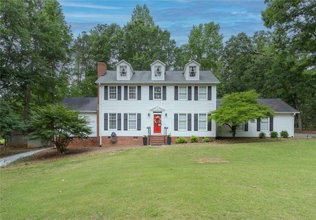 Homes in North Forest Es, Pendleton