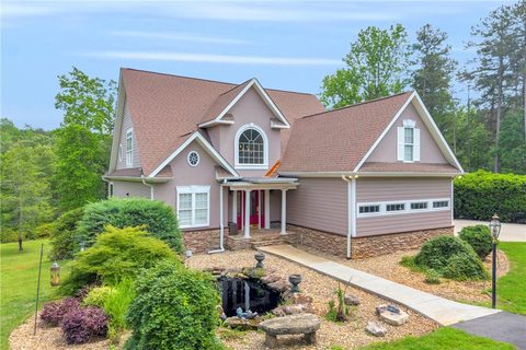 Homes in Beaver Lake, West Union