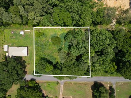 201 & 203 Hazelwood Avenue active home in Belle Meade, Anderson, SC