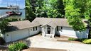 304 Point Place Drive sold home in Westminster, SC