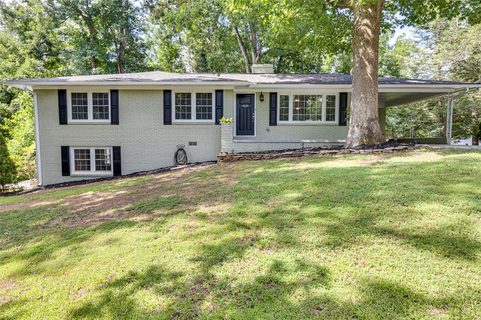 Homes in Enchanted Hills, Seneca