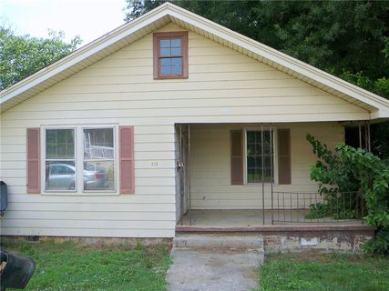 213 K Street active home in Appleton Mill V, Anderson, SC