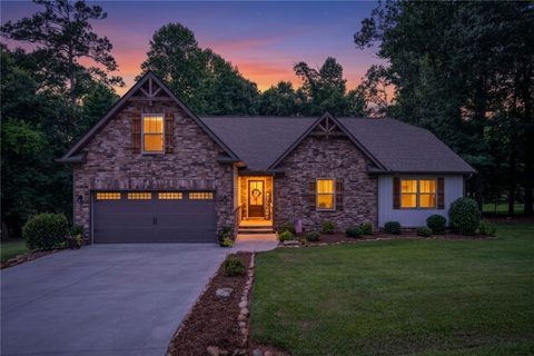 Homes in Knoxwood Estate, Anderson