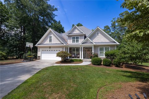 642 Lowry Lane active home in Lake Hartwell, Seneca, SC