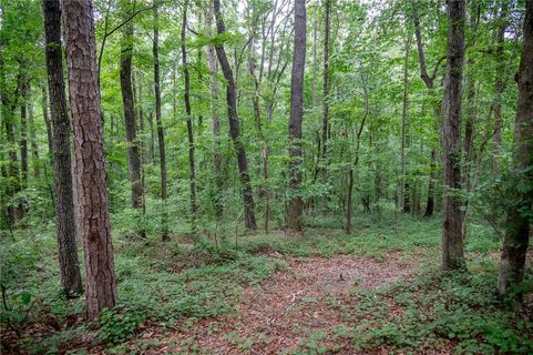 106 Pierpoint Drive active lot in Foxwood Hills, Westminster, SC