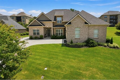 Previously sold for $463,500