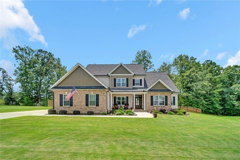 1010 Waterside Drive pending home in Avendell, Easley, SC