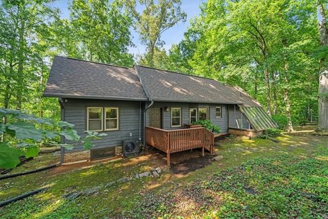 Homes in Bell Millwoods, Walhalla
