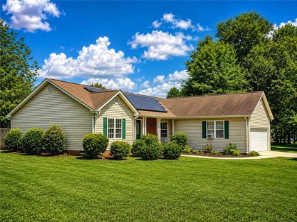 606 Laurel Creek Drive pending home in Laurel Creek, Anderson, SC
