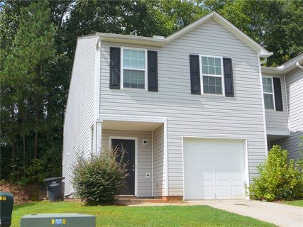 133 Evonshire Boulevard active home in Oak Hill, Anderson, SC