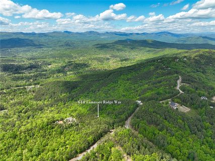 610 Tamassee Ridge Way active lot in Jocassee Ridge, Salem, SC