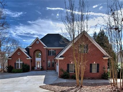 121 Winding River Drive pending home in River Point, Anderson, SC