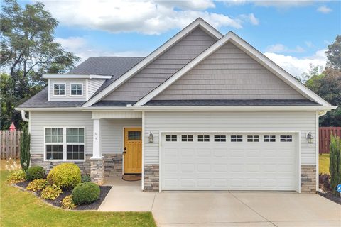 5 Drakeford Ct Court active home in Bellchase, Anderson, SC