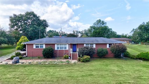 121 Wilson Road active home in Clearview, Anderson, SC