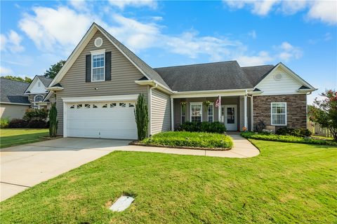 129 Saint Johns Street pending home in River Shoals, Simpsonville, SC