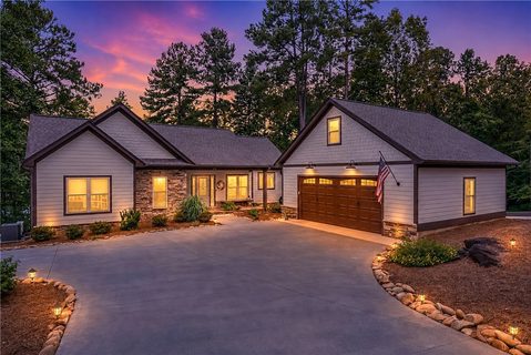 329 High Hampton Road active home in Highland Shores At Lake Keowee, Salem, SC