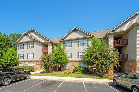 133 Harts Cove Way active home in Harts Cove, Seneca, SC
